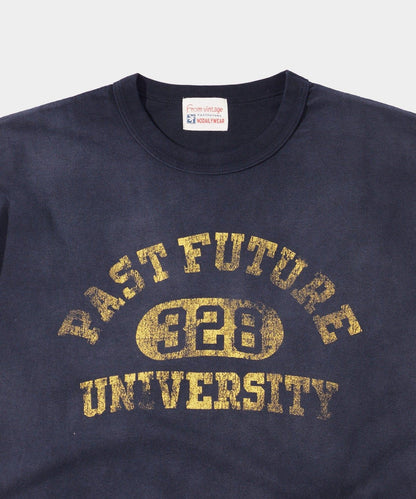 【來自復古風】錯誤大學T恤