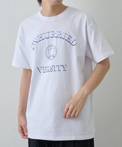 簡約大學印花T恤