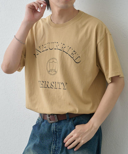 簡約大學印花T恤