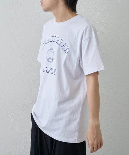 簡約大學印花T恤