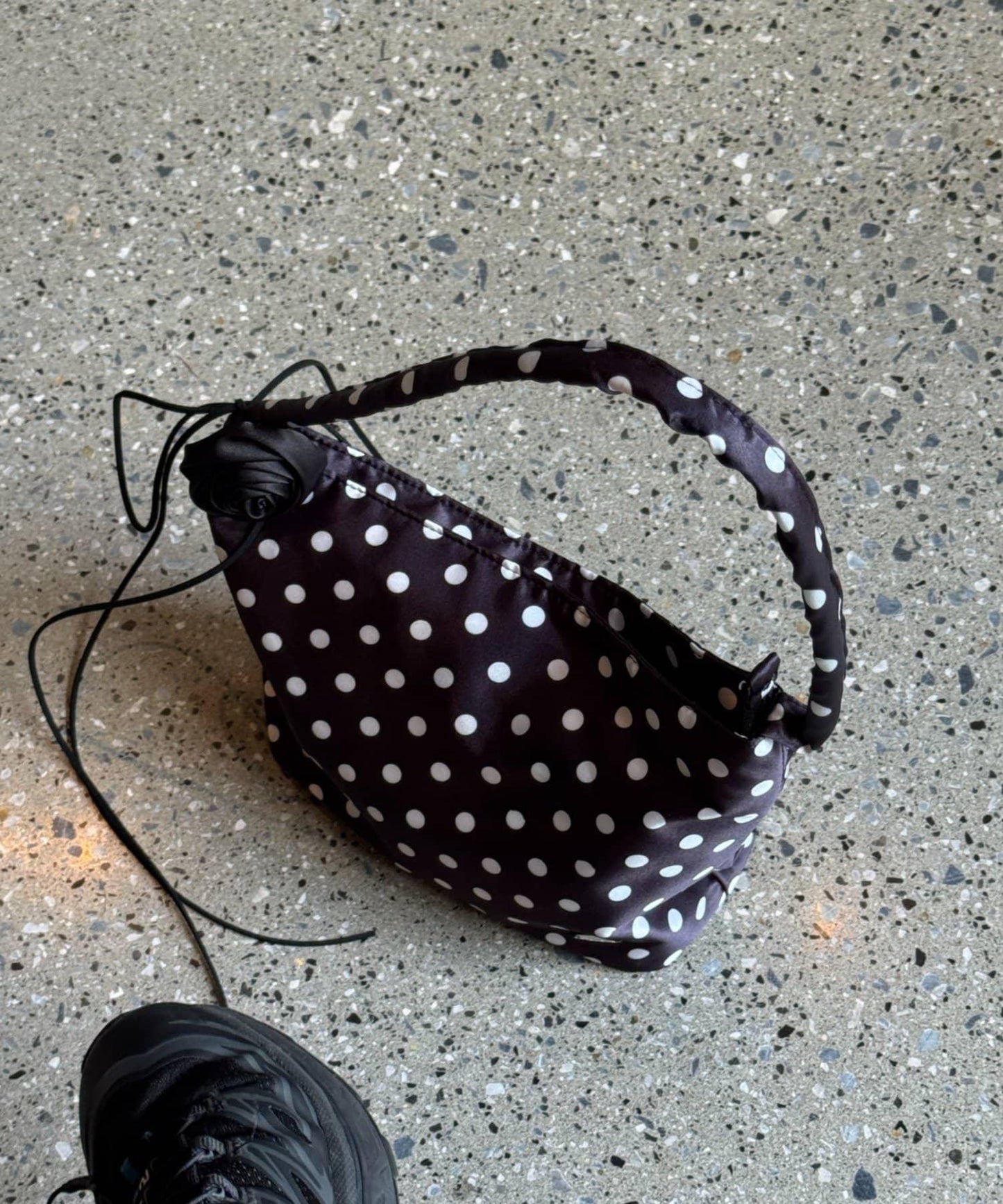 【CIAOPANIC TYPY】帶玫瑰吊墜緞面包