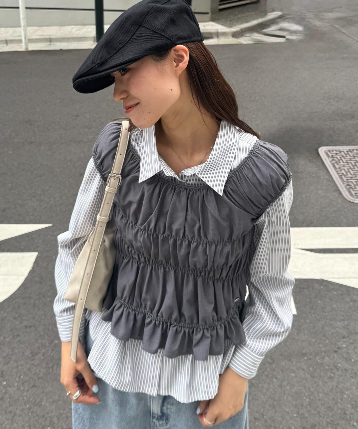 【TERIO韓國企劃】帶荷葉邊背心的條紋襯衫