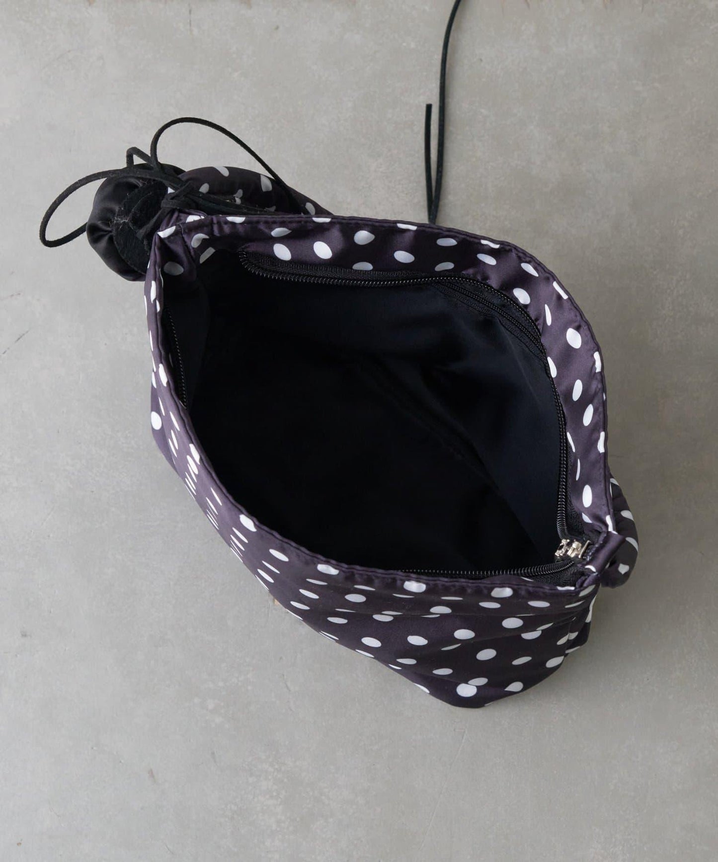 【CIAOPANIC TYPY】帶玫瑰吊墜緞面包