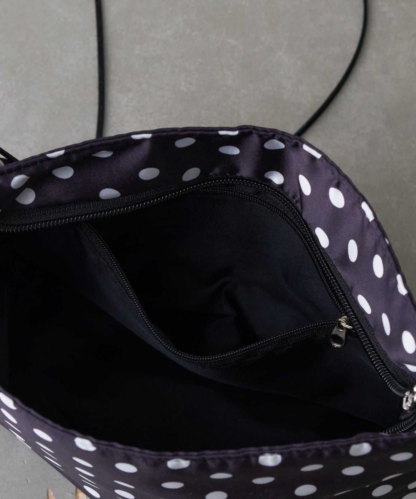 【CIAOPANIC TYPY】帶玫瑰吊墜緞面包