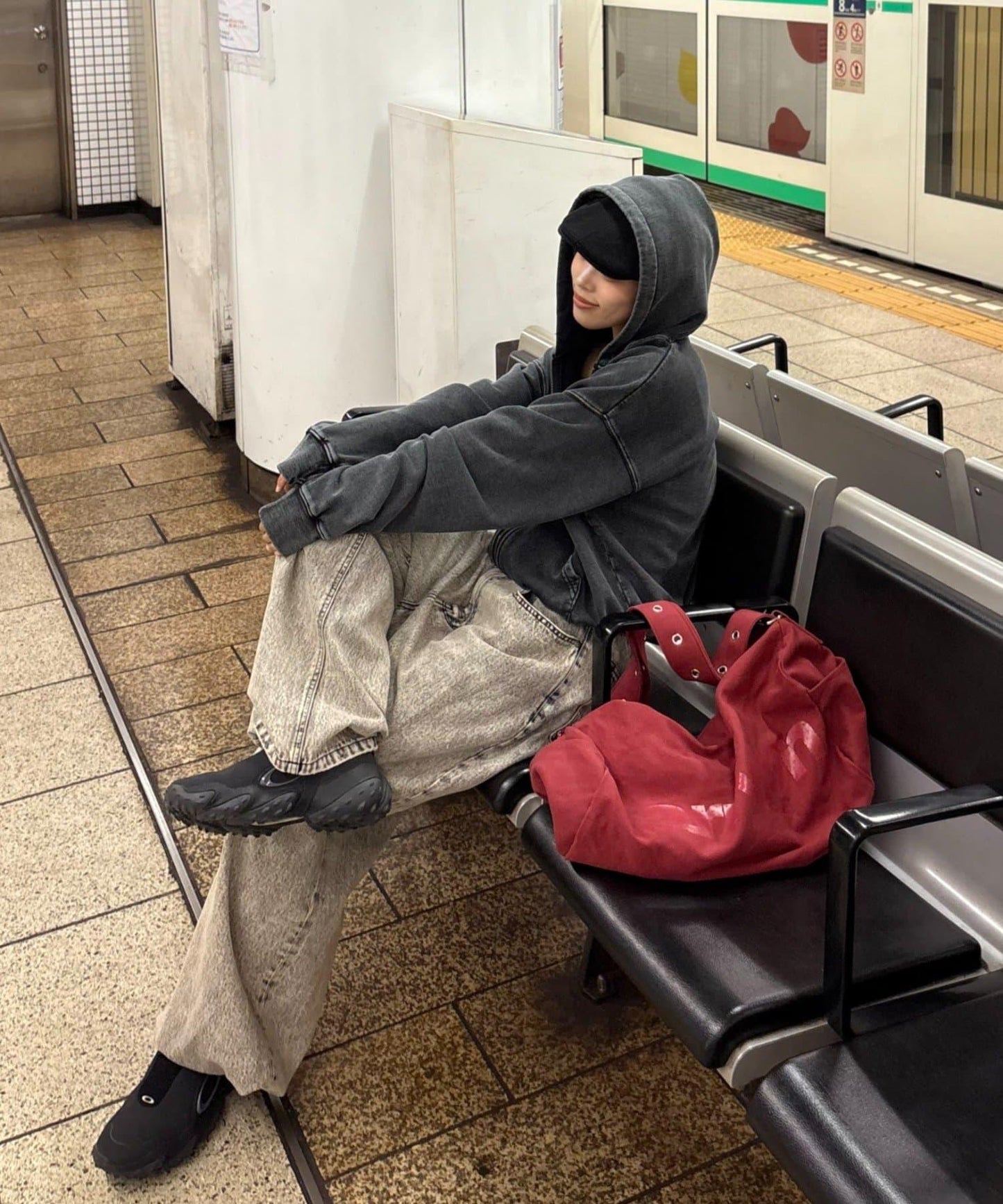 【薩基企劃】【可調節腰圍】超染褶皺設計牛仔褲