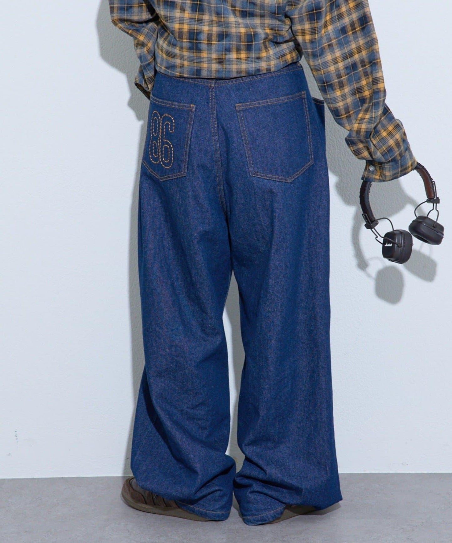 【薩基企劃】【可調節腰圍】超染褶皺設計牛仔褲