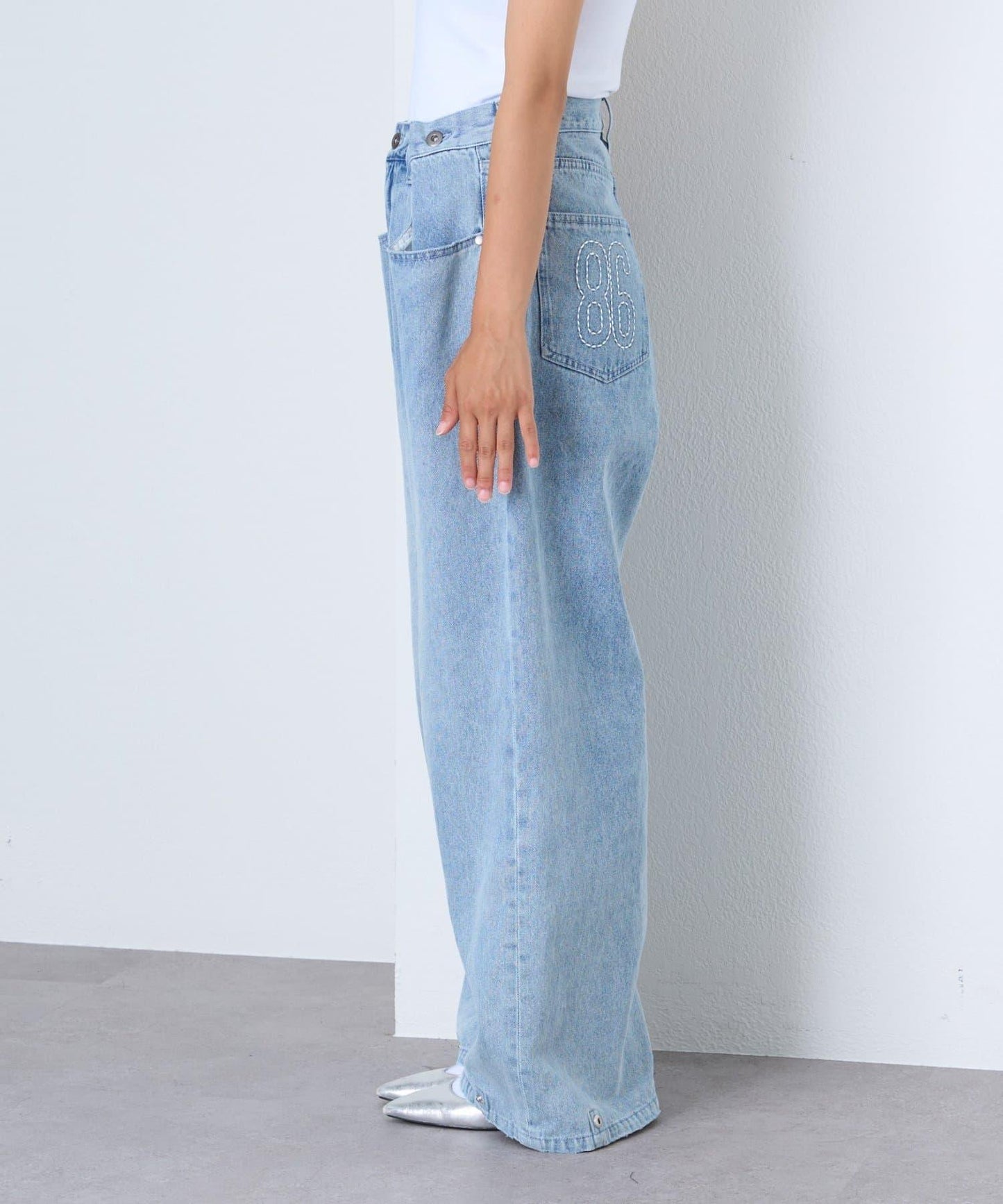 【薩基企劃】【可調節腰圍】超染褶皺設計牛仔褲