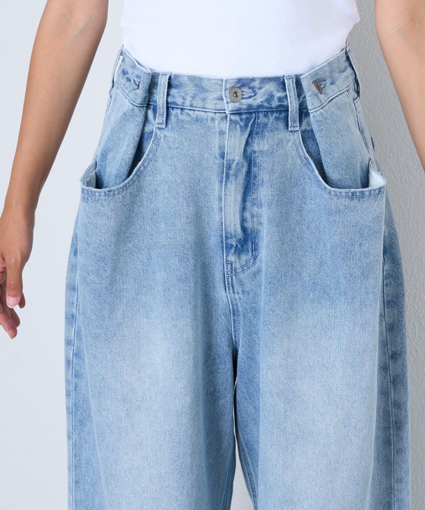 【薩基企劃】【可調節腰圍】超染褶皺設計牛仔褲