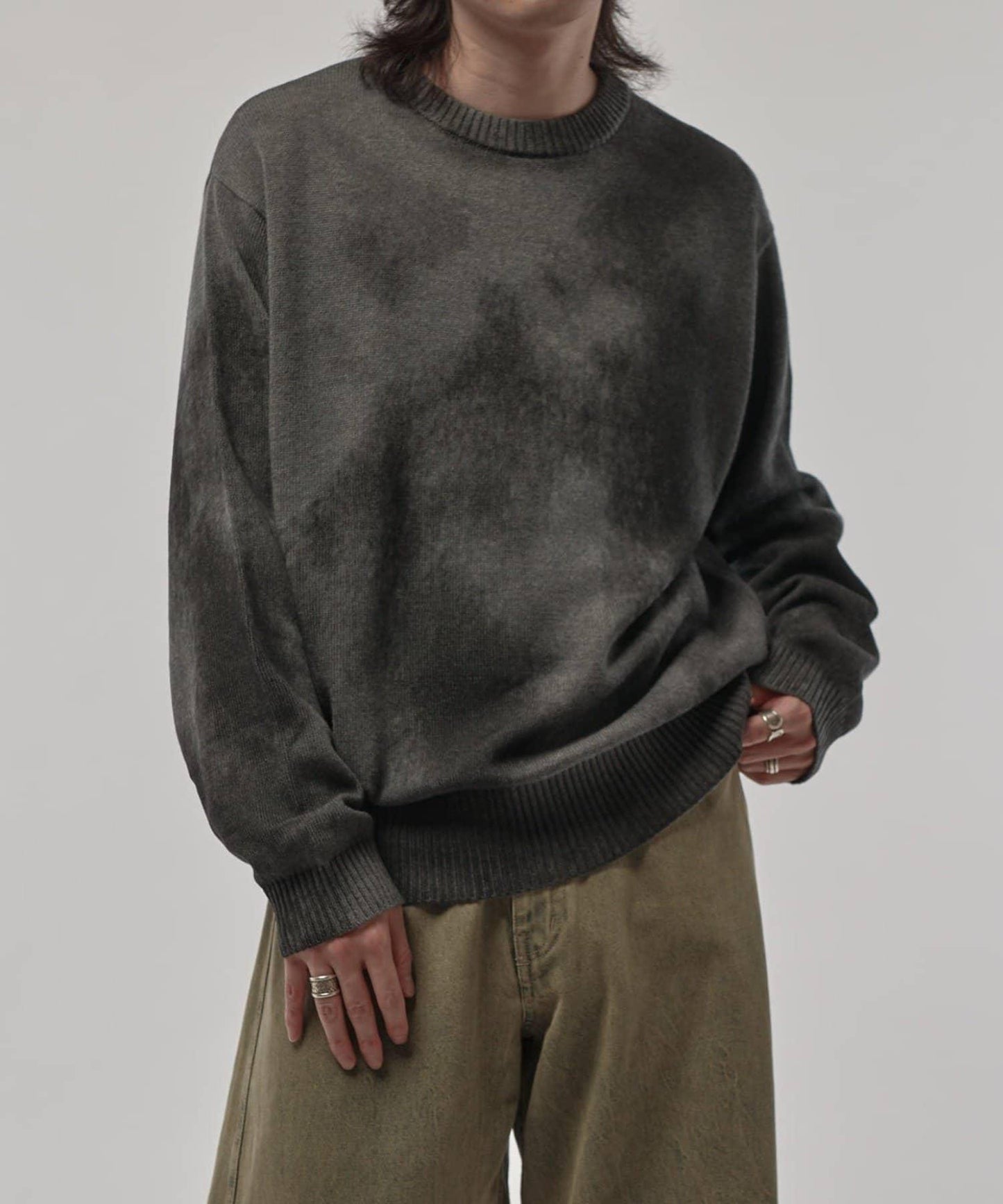 噴塗印花圓領針織衫