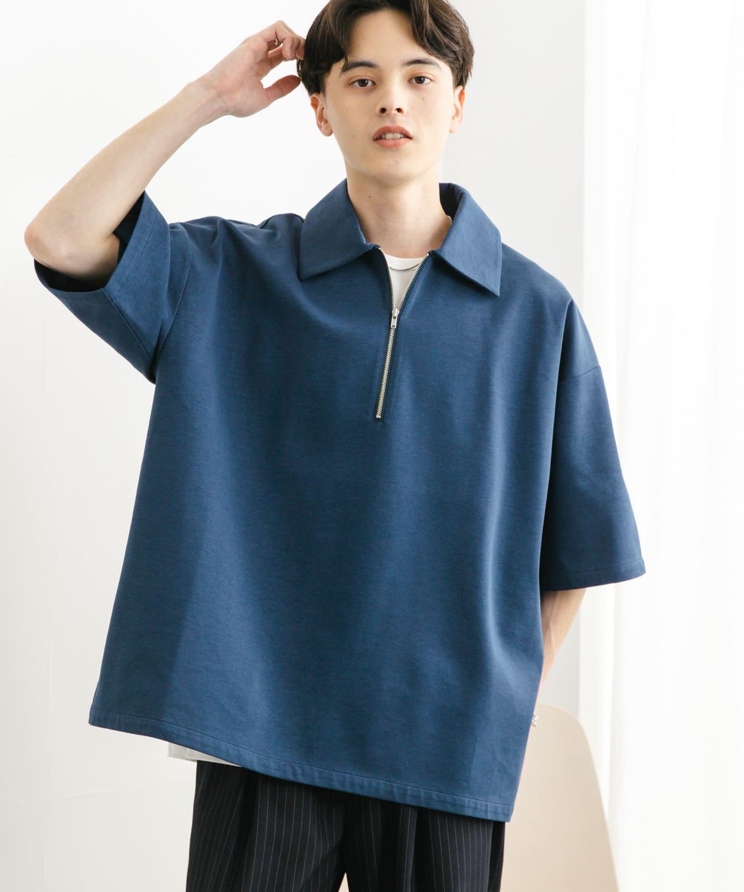 中性款高彈力半拉鍊短袖T恤