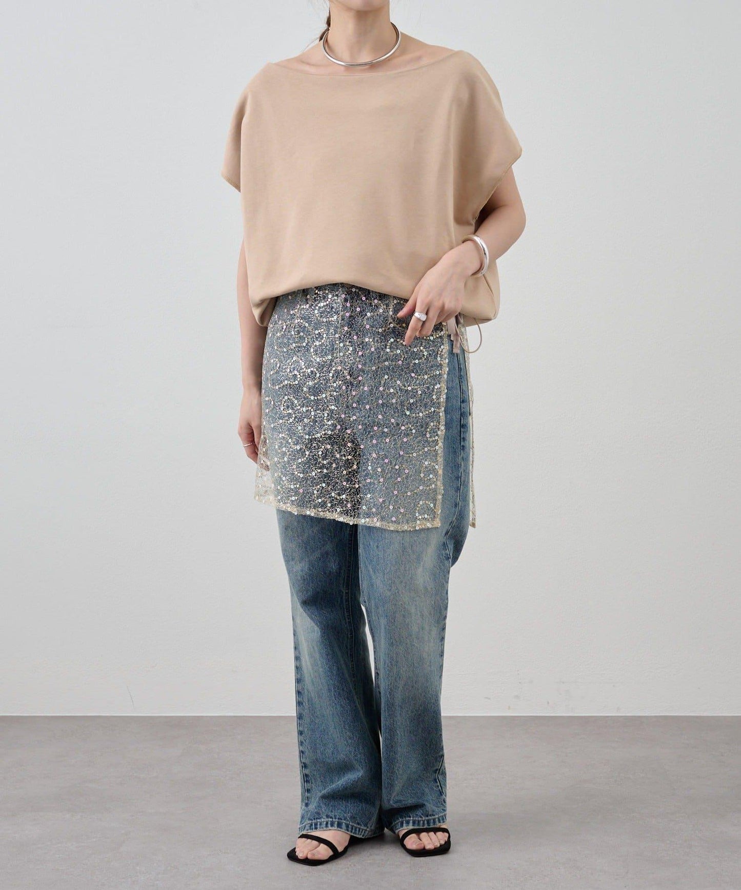 SHENERY 露肩法式短袖衛衣