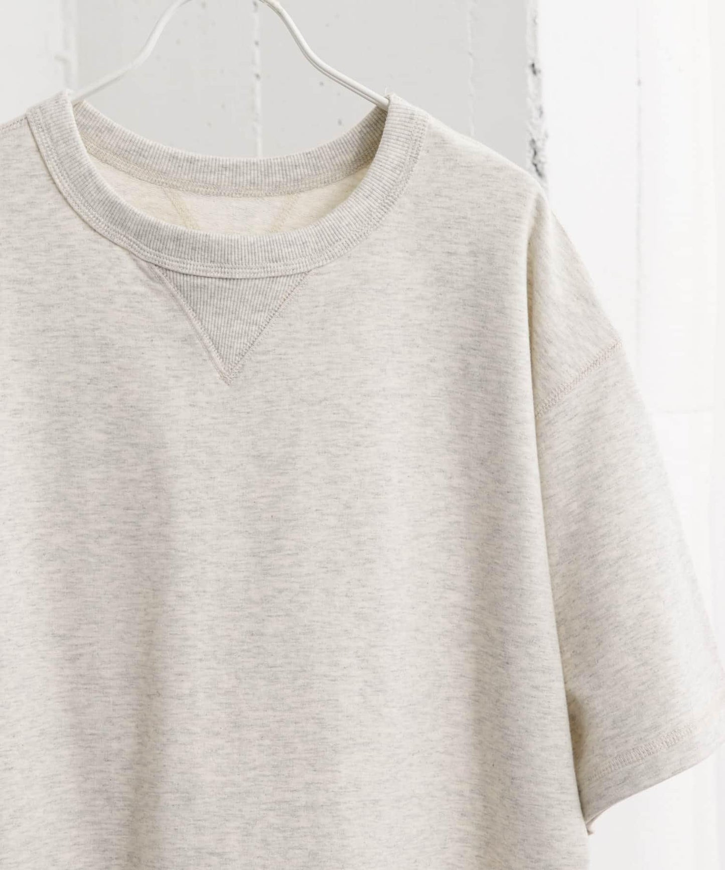 輕薄衛衣短袖T恤