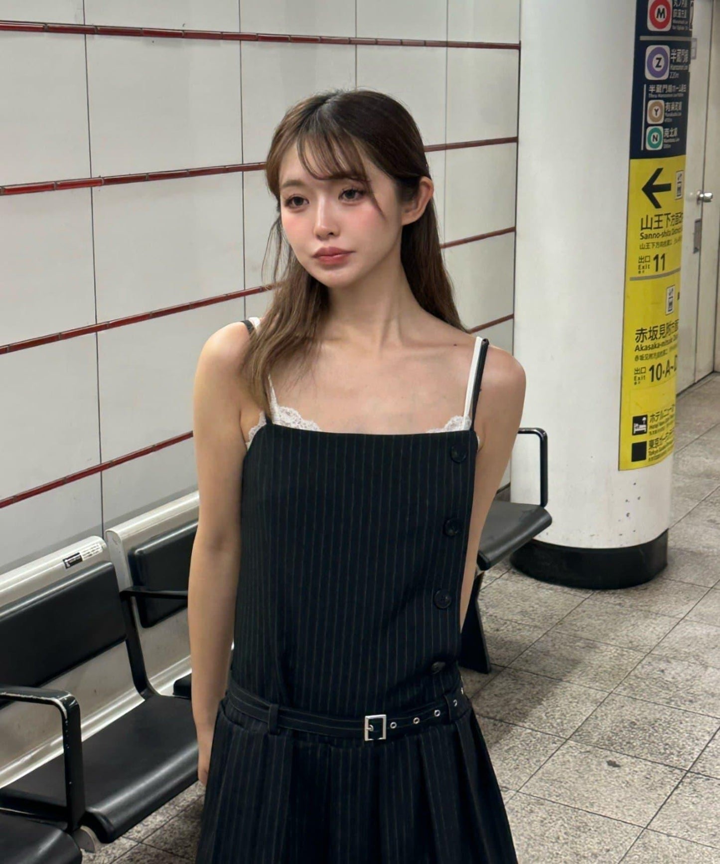 RAY CASSIN 按扣設計 百褶 吊帶迷你連衣裙