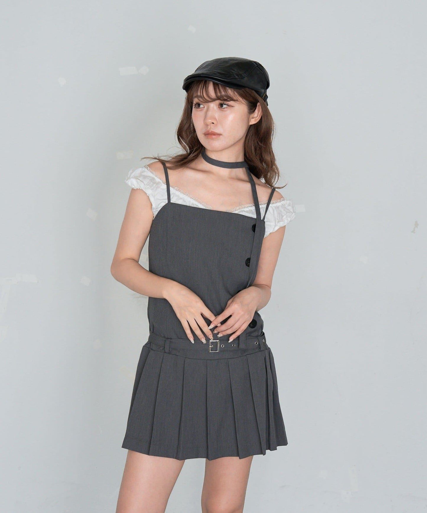 RAY CASSIN 按扣設計 百褶 吊帶迷你連衣裙