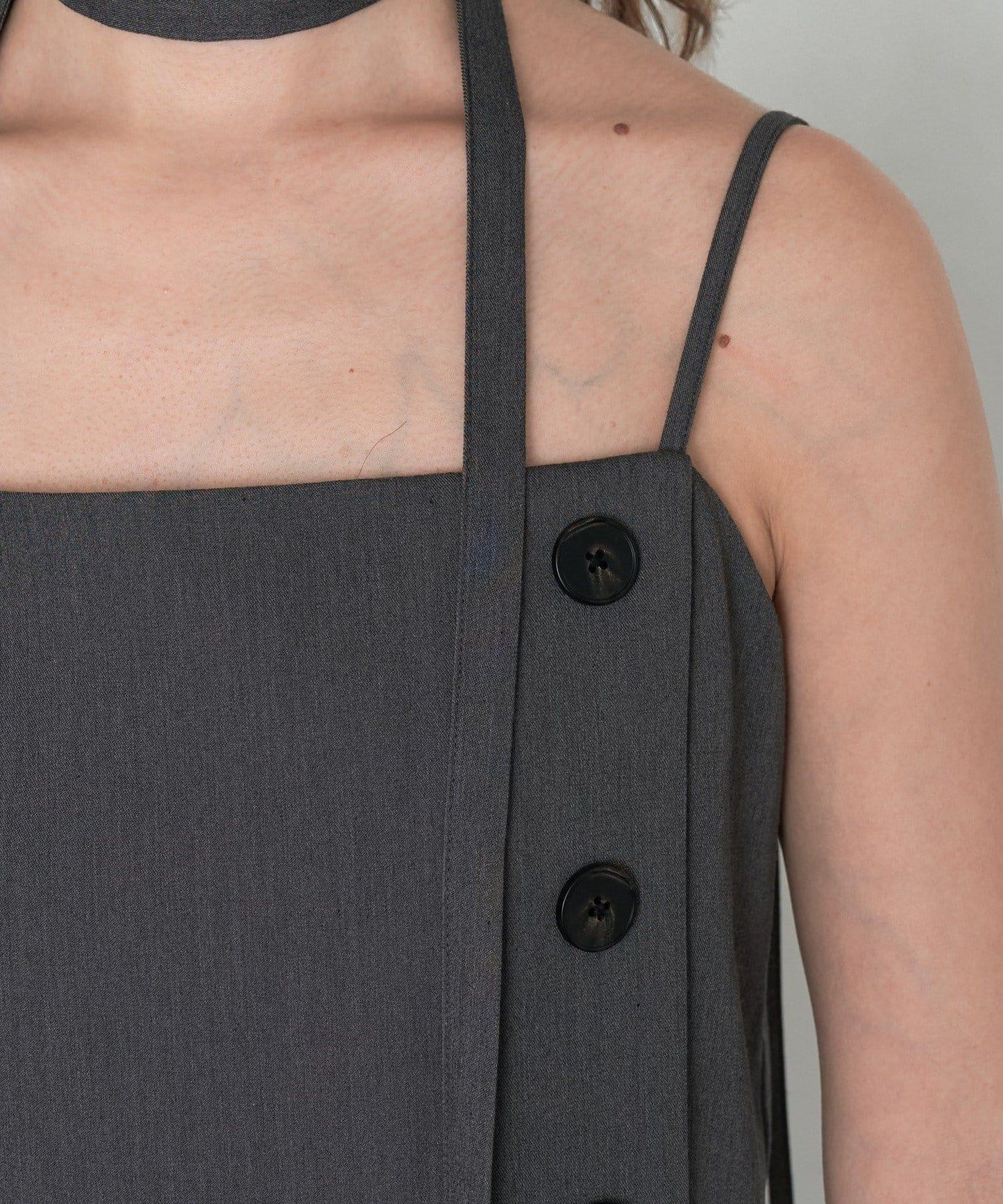 RAY CASSIN 按扣設計 百褶 吊帶迷你連衣裙