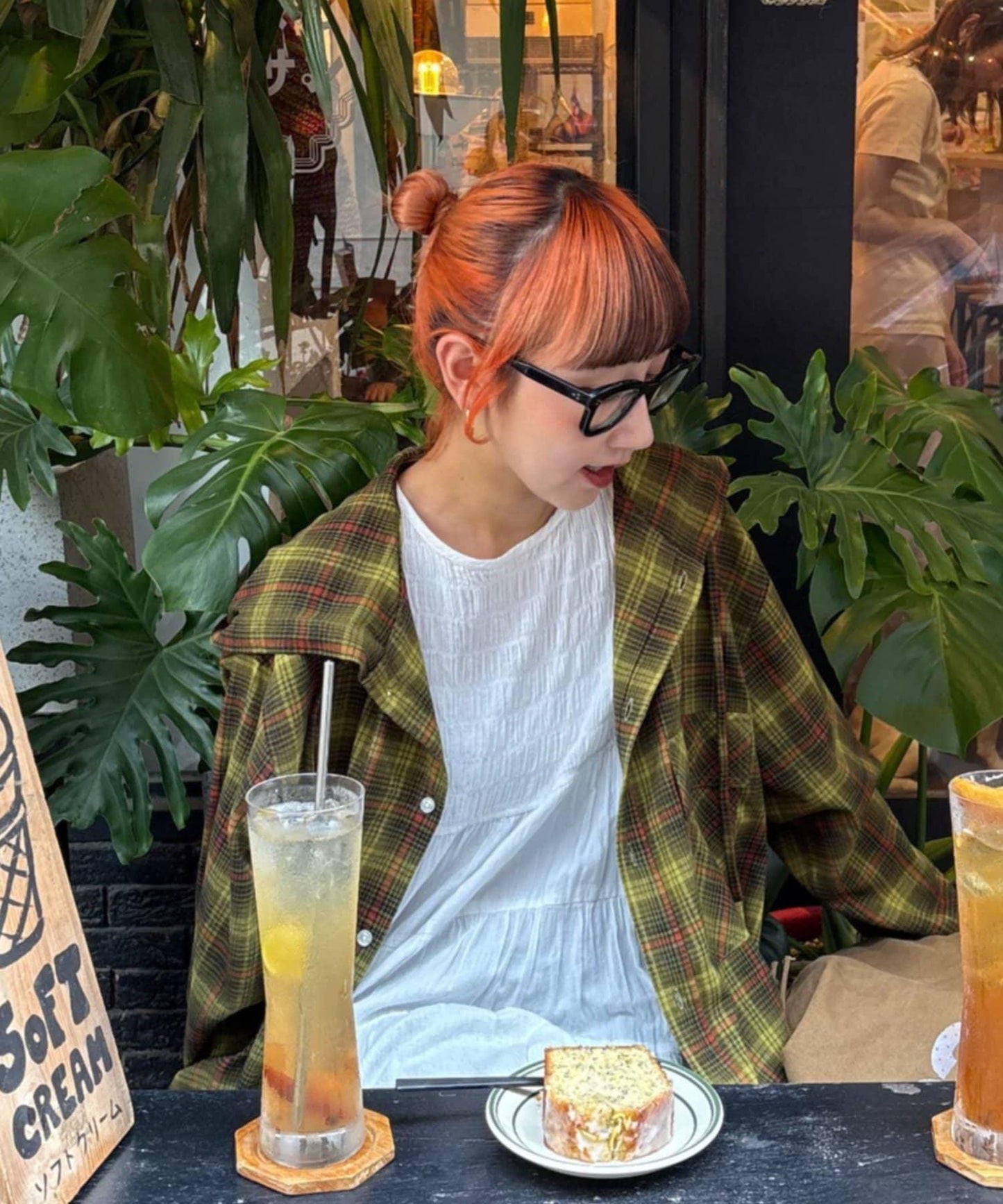 【亞卡企劃】帶食物口袋的混搭加工格子襯衫