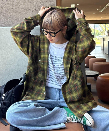 【亞卡企劃】帶食物口袋的混搭加工格子襯衫