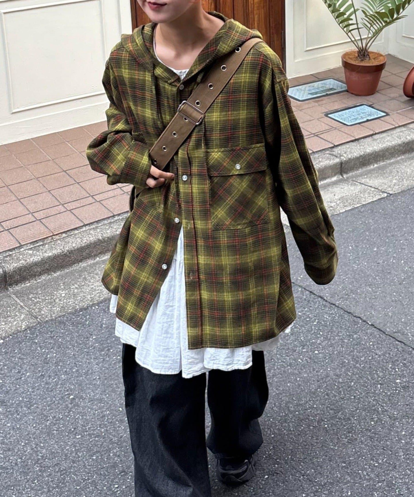 【亞卡企劃】帶食物口袋的混搭加工格子襯衫