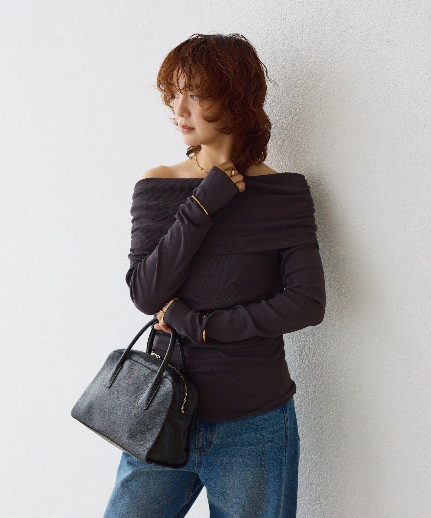 【女性化的透明感】紗質露肩套頭T恤/8月下旬發貨預定