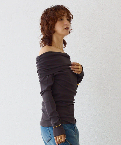 【女性化的透明感】紗質露肩套頭T恤/8月下旬發貨預定