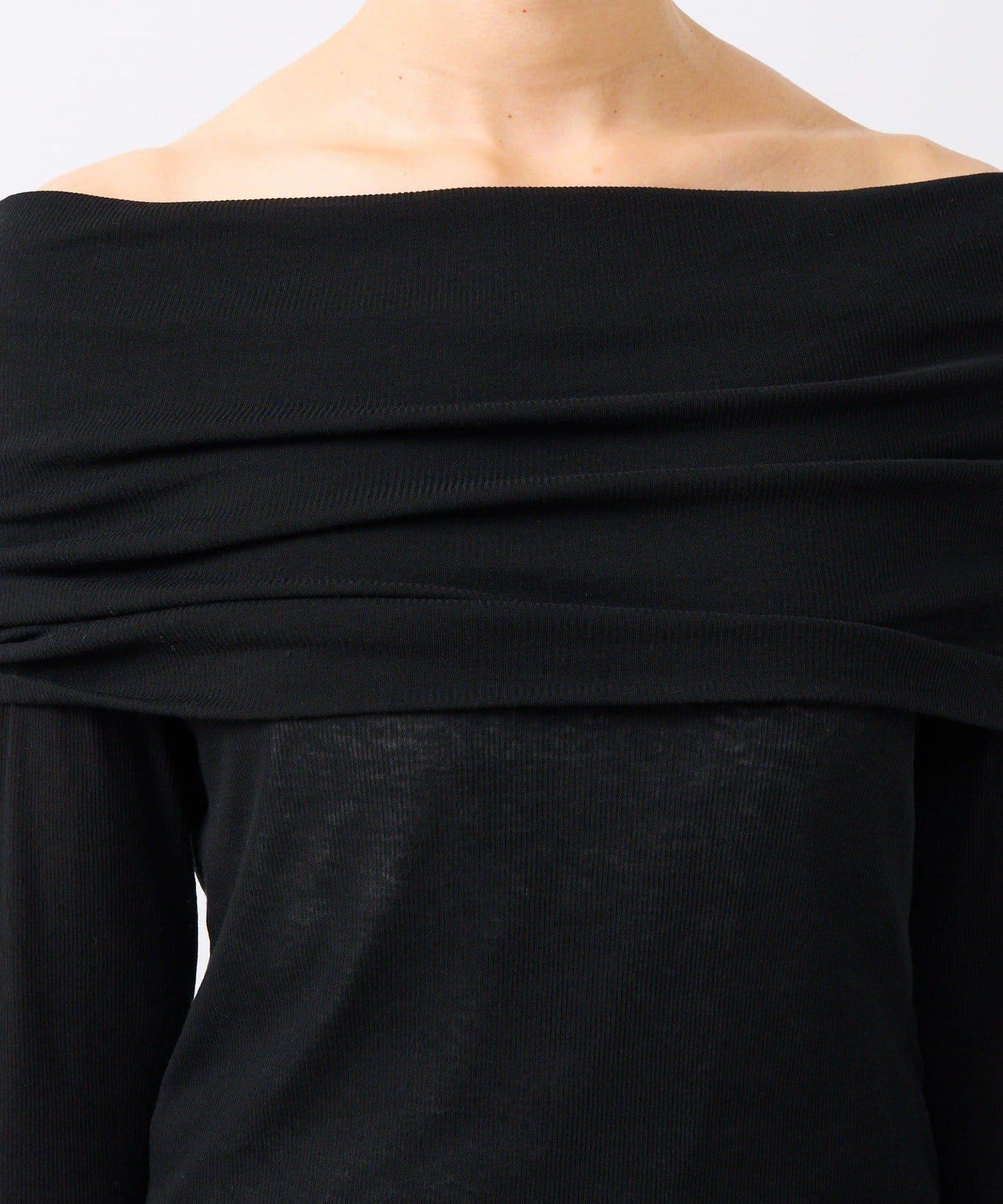 【女性化的透明感】紗質露肩套頭T恤/8月下旬發貨預定