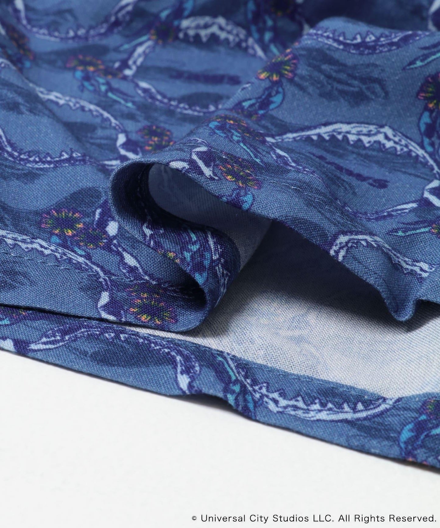 『聯名』JAWS×SENSE OF PLACE 全印花開領襯衫