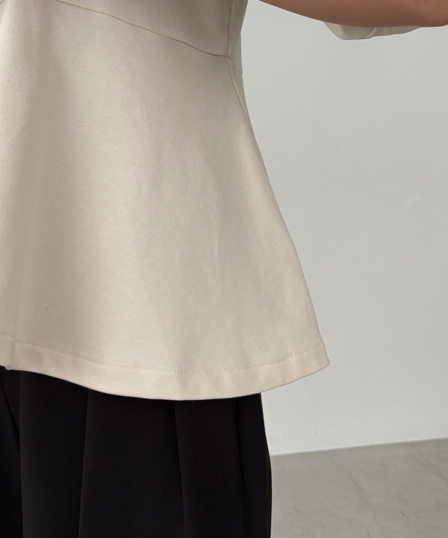 【CAPRICIEUX LE'MAGE】荷葉邊衛衣套頭衫