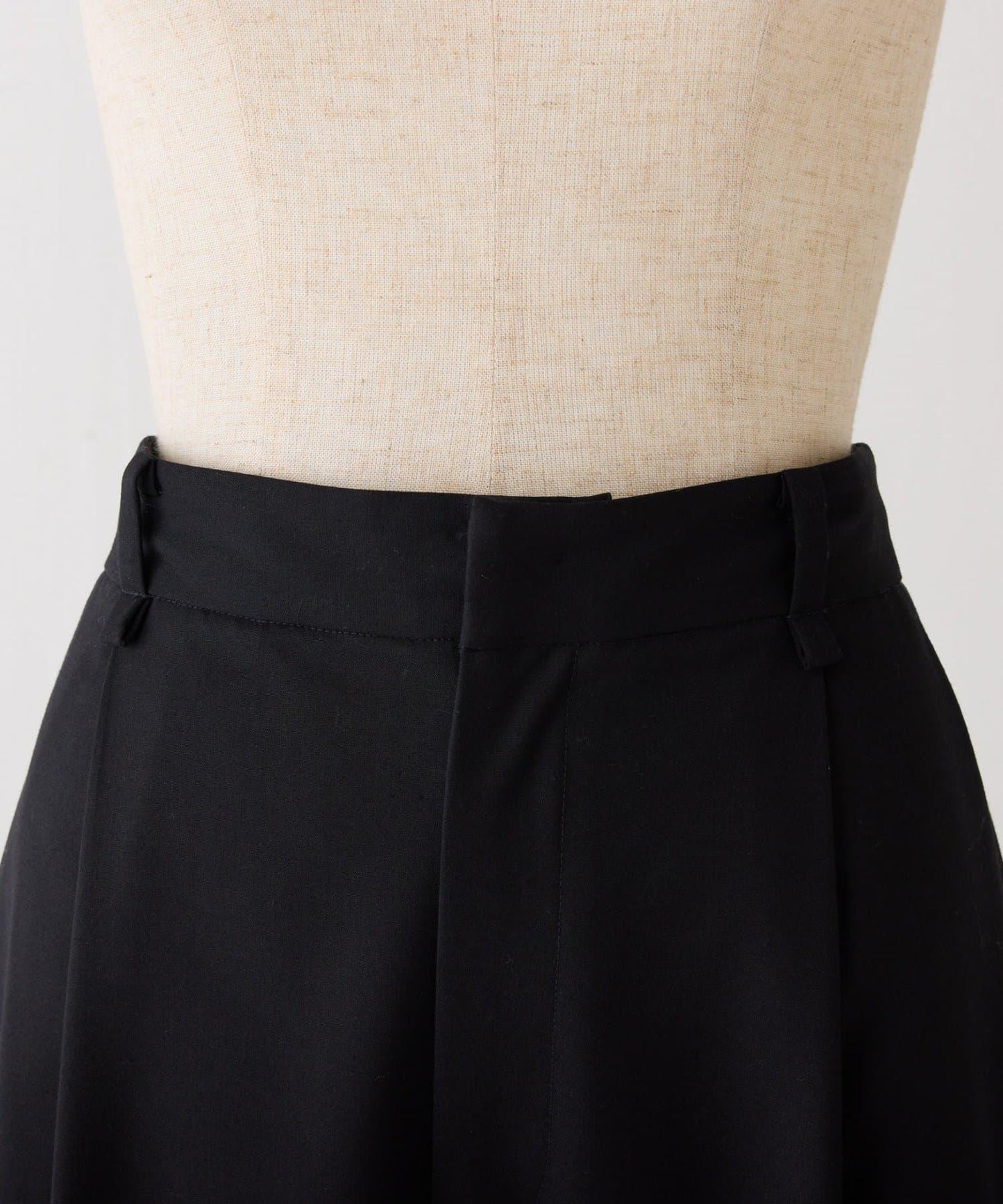 【CEPIE./塞皮艾】修身直筒褲/卡其褲