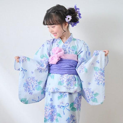 水彩繡球花圖案浴衣