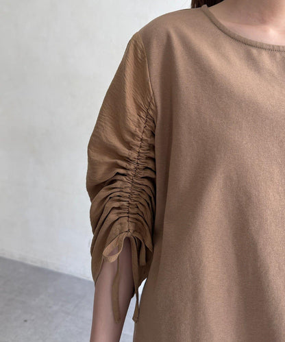 袖子垂褶T恤