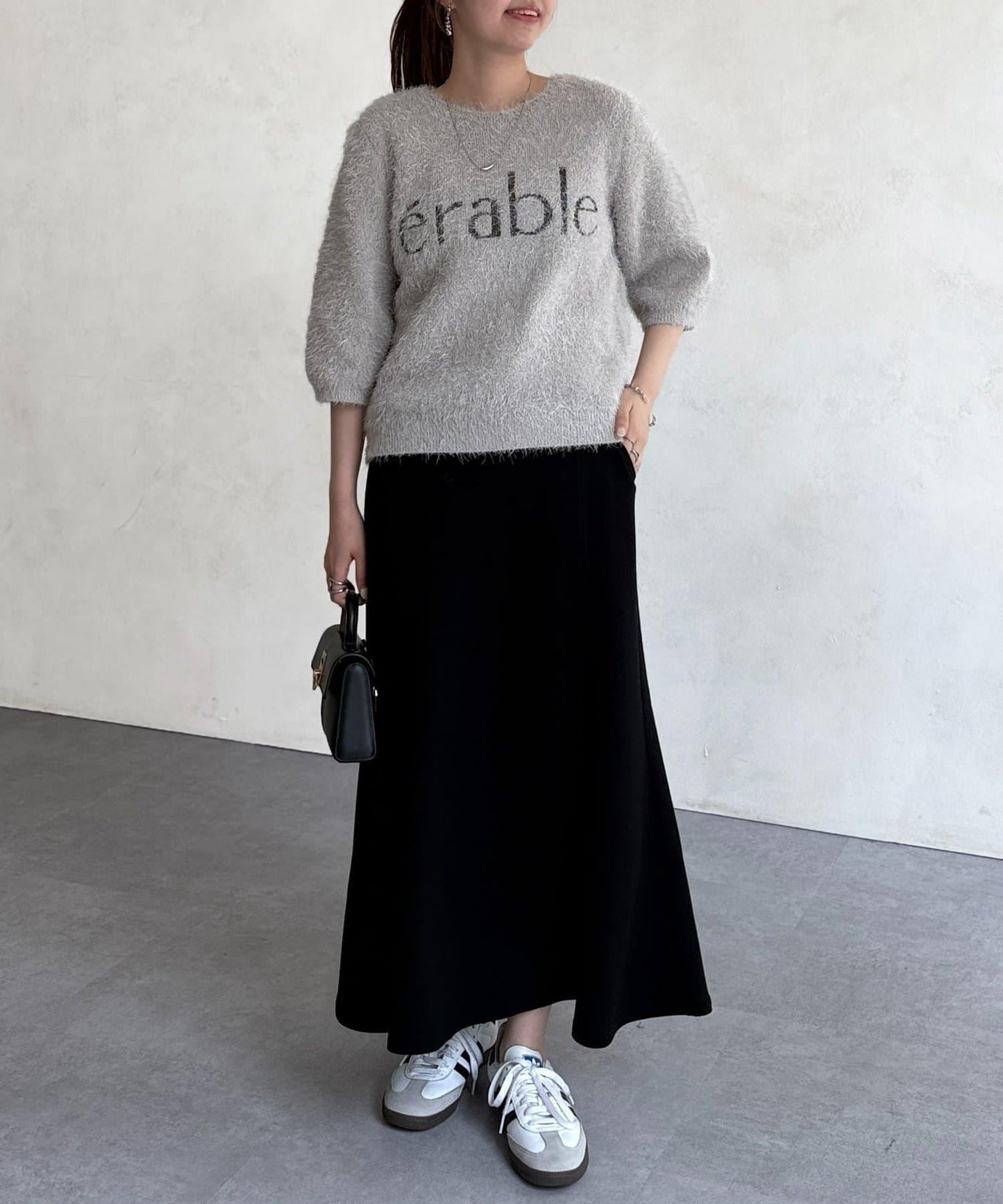 絨毛標誌JQ針織衫