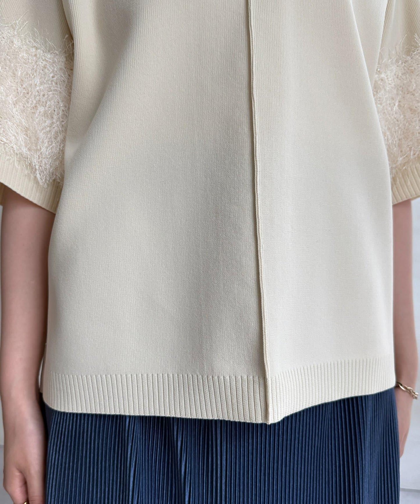 袖毛絨輕薄針織套頭衫