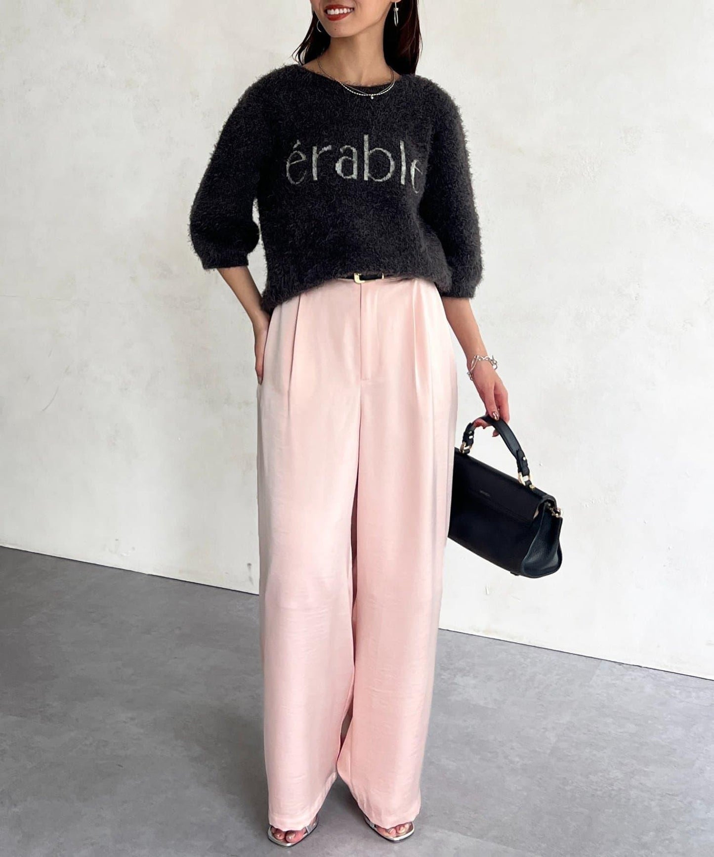 絨毛標誌JQ針織衫