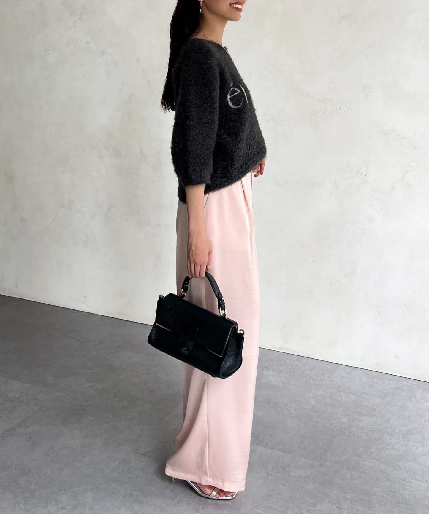 絨毛標誌JQ針織衫