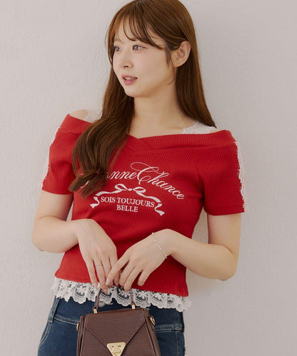 露肩蕾絲裝飾高領上衣