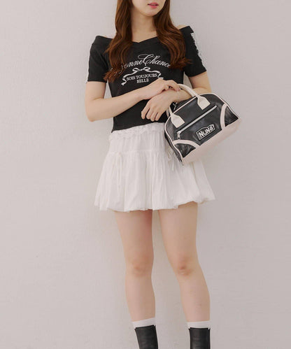 露肩蕾絲裝飾高領上衣