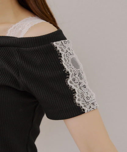 露肩蕾絲裝飾高領上衣