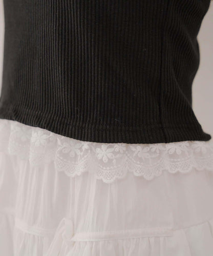 露肩蕾絲裝飾高領上衣