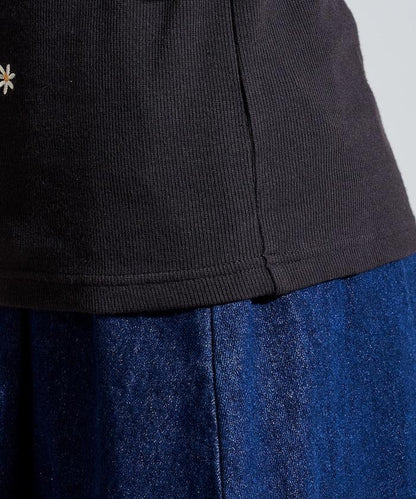 迷你雛菊刺繡T恤/肋T恤