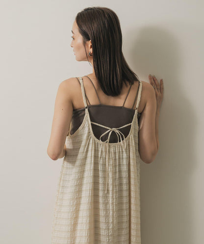 格紋提花吊帶連衣裙