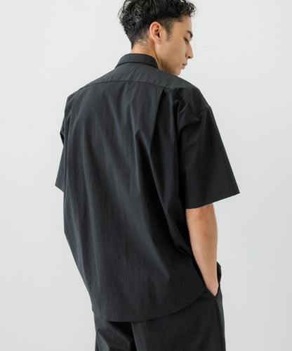 尼龍乾爽彈力襯衫