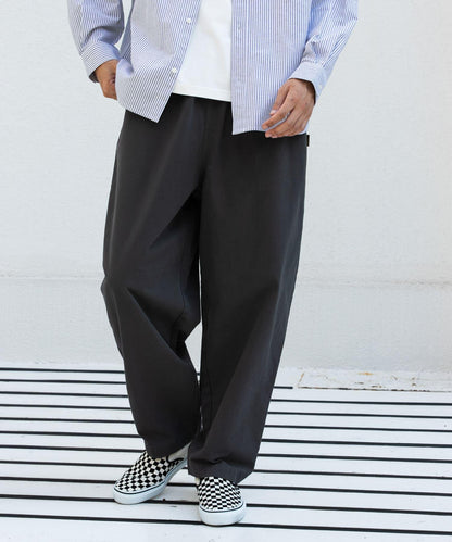 基礎寬鬆休閒斜紋棉布長褲