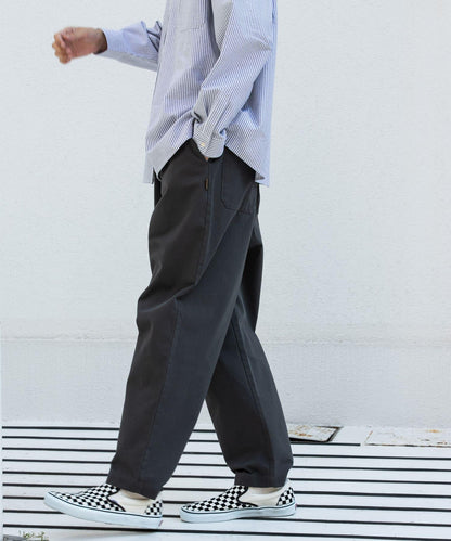 基礎寬鬆休閒斜紋棉布長褲