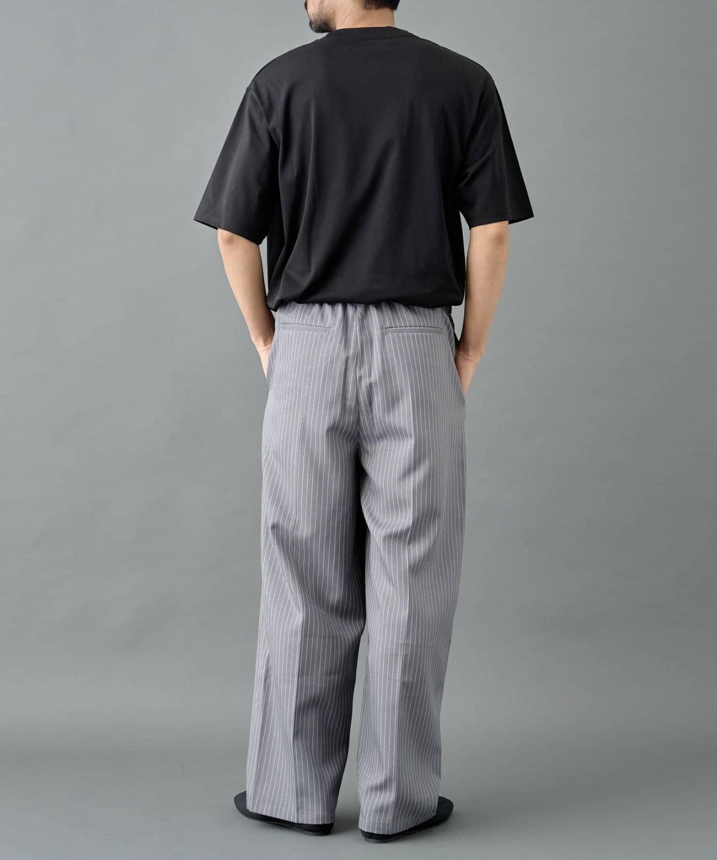 細條紋兩摺寬鬆褲