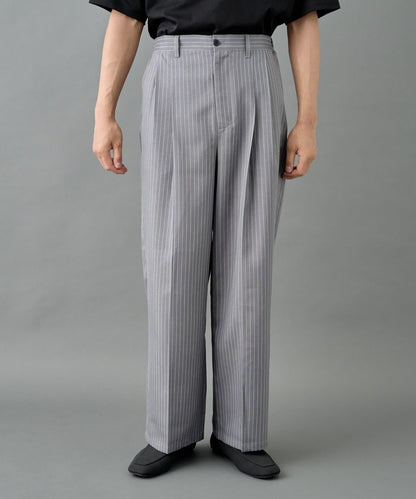 細條紋兩摺寬鬆褲