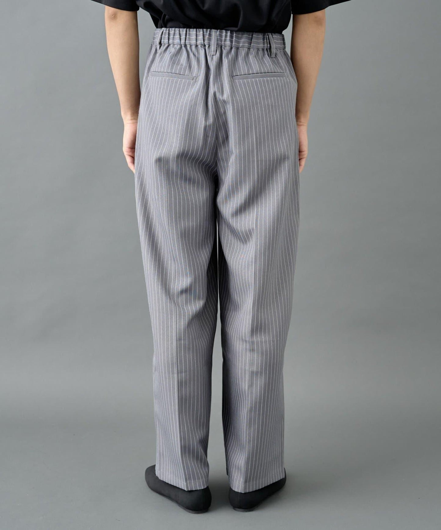 細條紋兩摺寬鬆褲