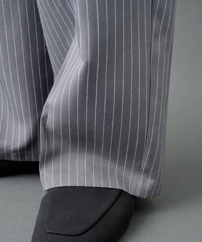 細條紋兩摺寬鬆褲