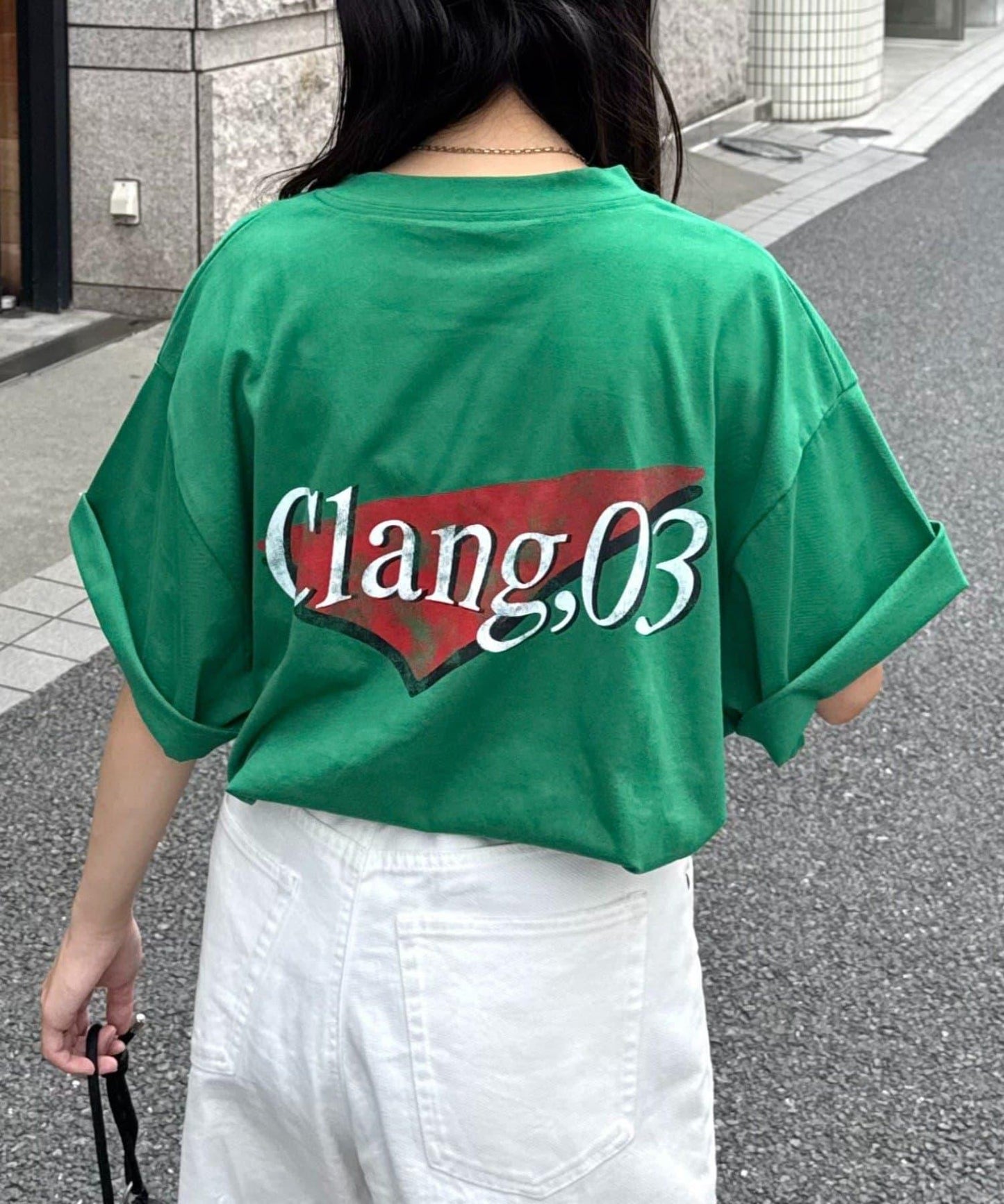 多色圖形印花T恤