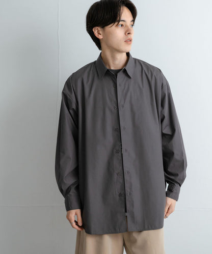 中性款寬鬆常規領襯衫