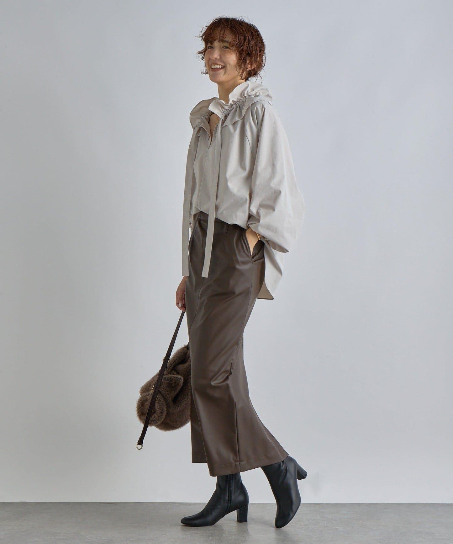 【復古款】多羅斯荷葉領褶邊襯衫/8月下旬發貨預定